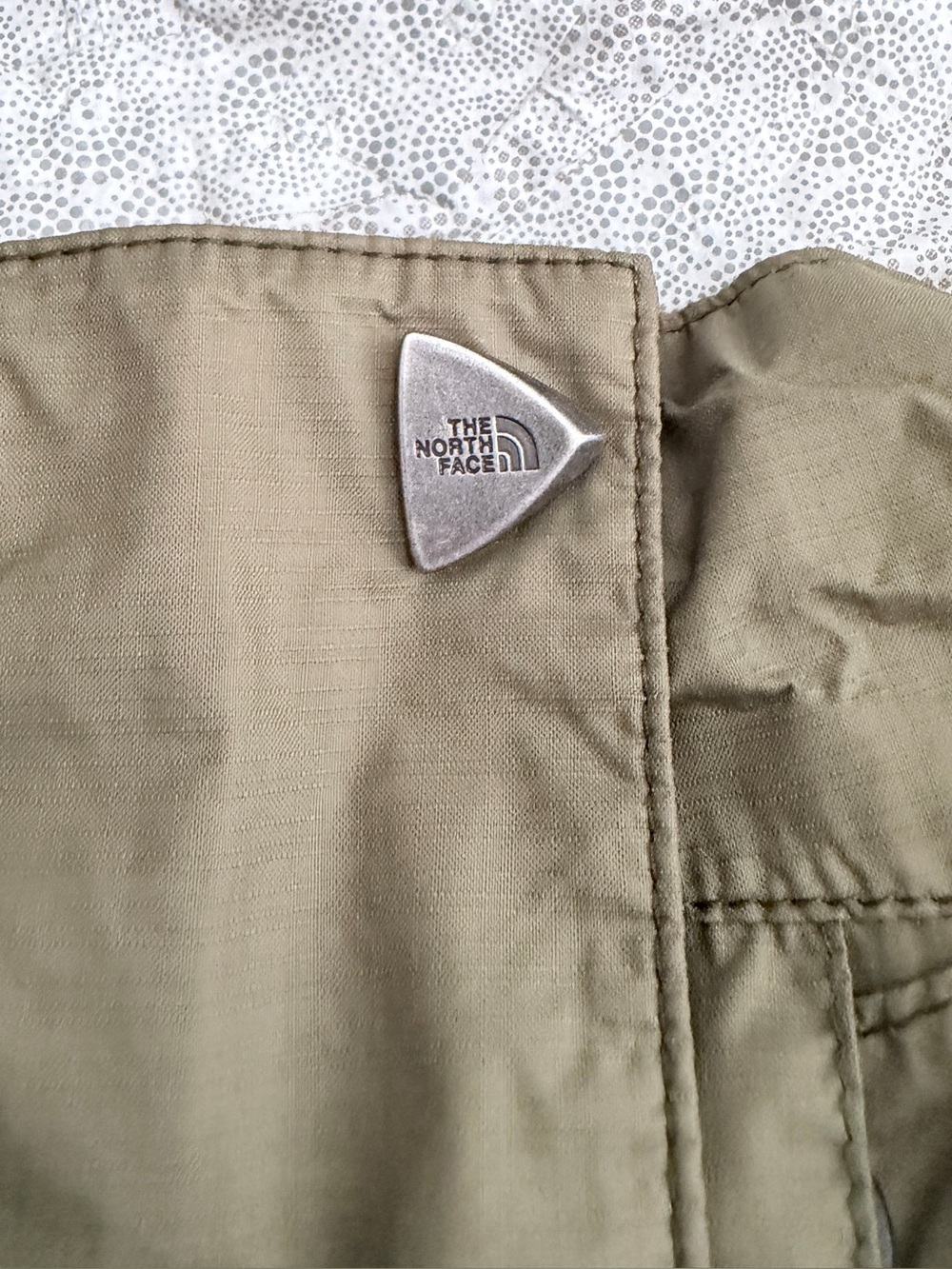 The North Face Venture HyVent 2.5L Rain Jacket with Mint Green Accents Medium - Picture 14 of 14